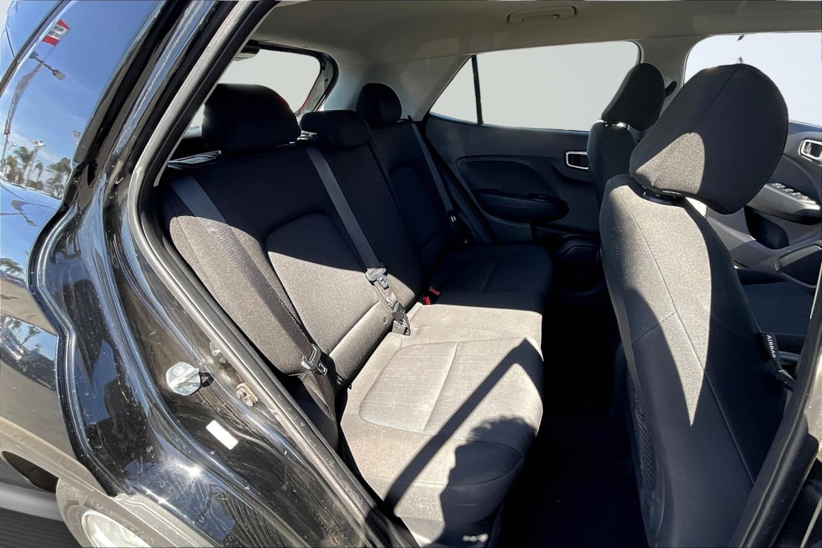 2024 Hyundai Venue SE - Photo 27