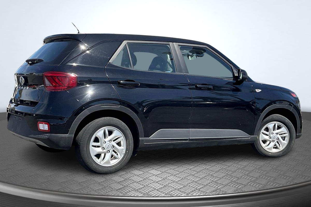 2024 Hyundai Venue SE - Photo 13