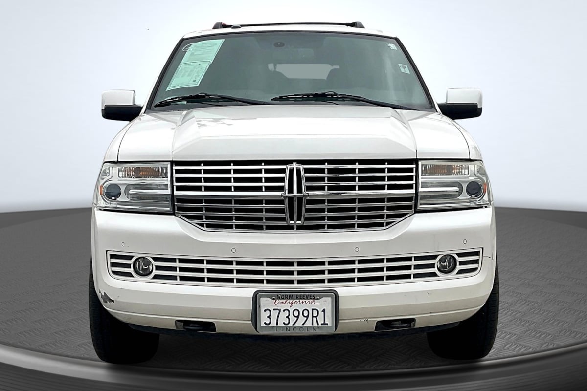 2014 Lincoln Navigator photo 3