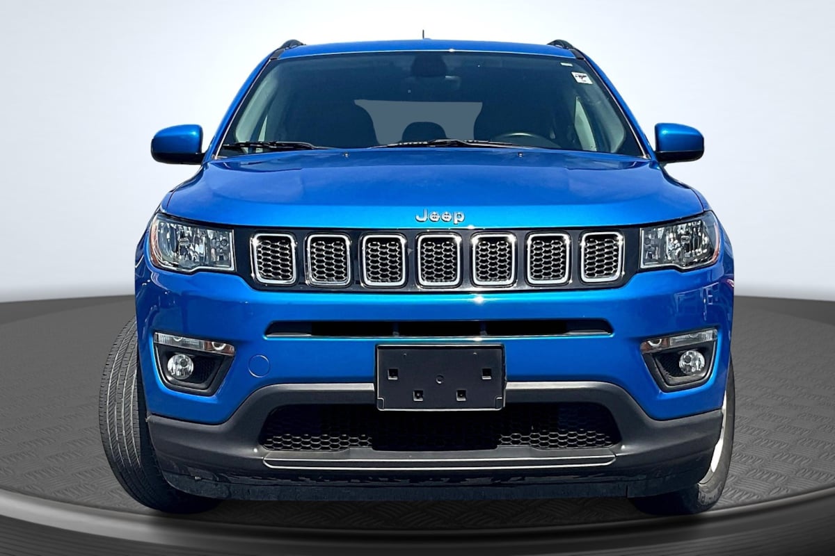 2018 Jeep Compass Latitude photo 3