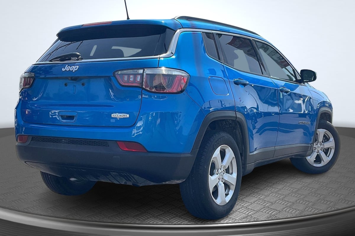2018 Jeep Compass Latitude photo 12