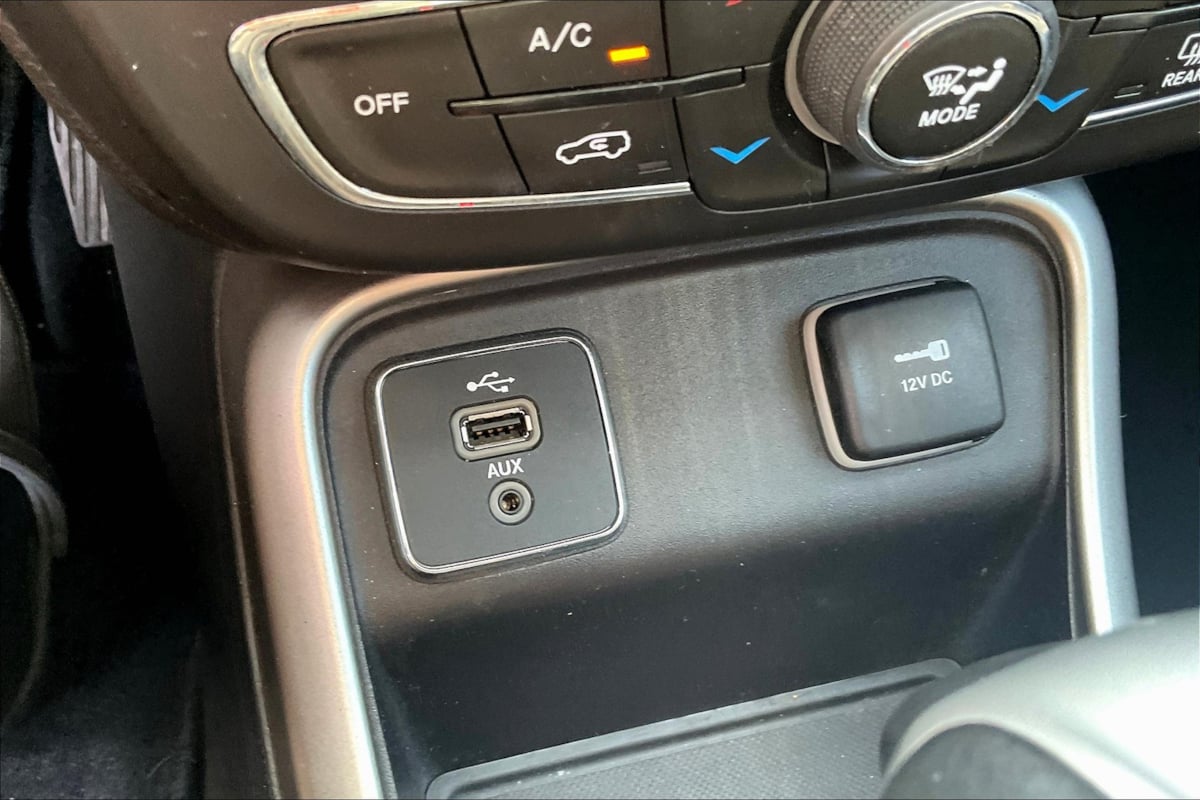 2018 Jeep Compass Latitude photo 28