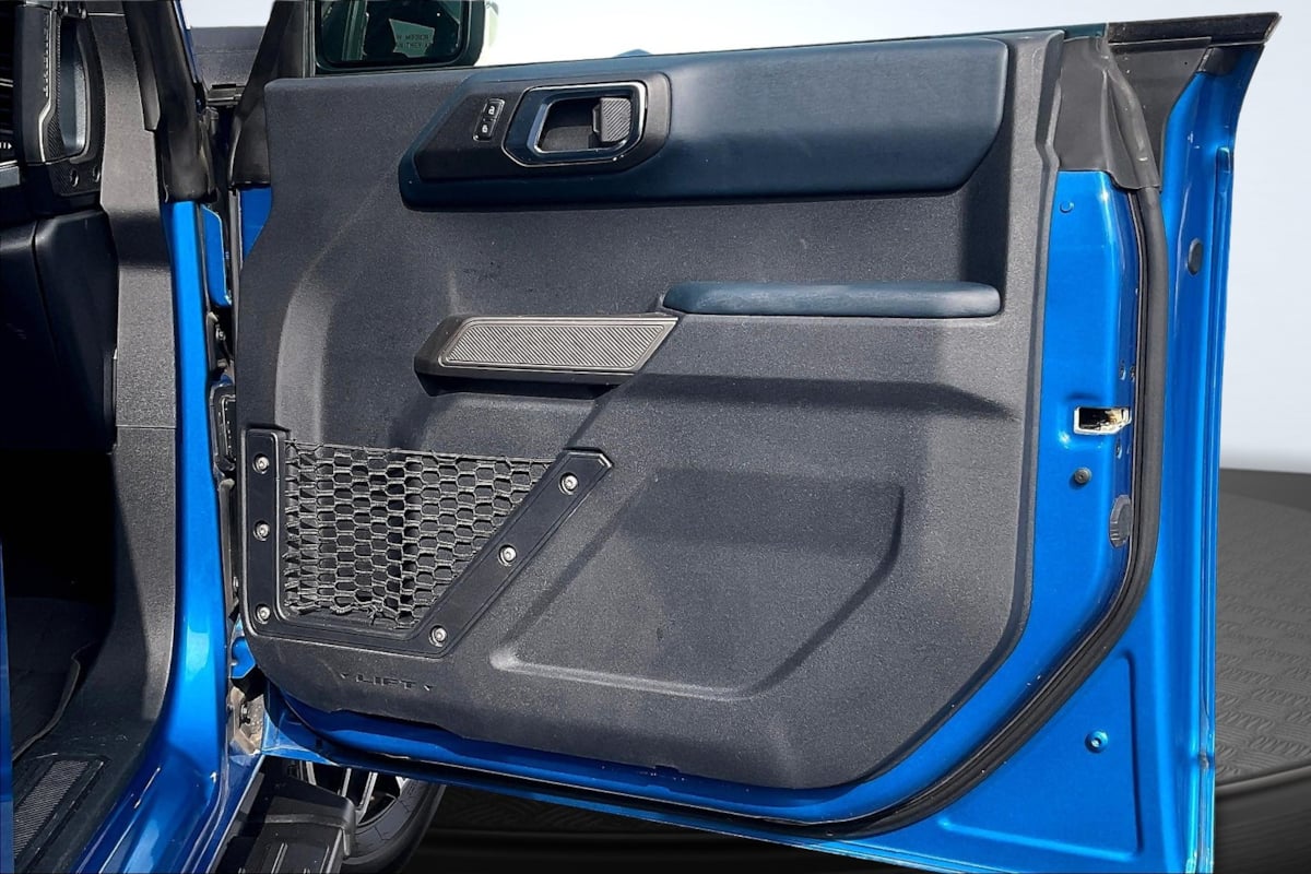 2021 Ford Bronco Outer Banks photo 23