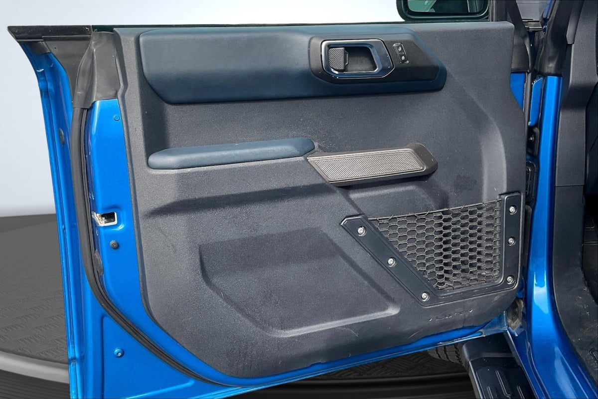 2021 Ford Bronco Outer Banks photo 22