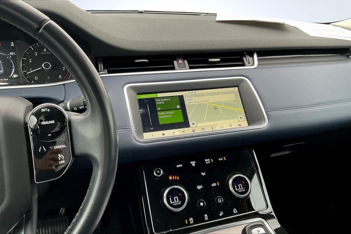 2020 Land Rover Range Rover Evoque S photo 6