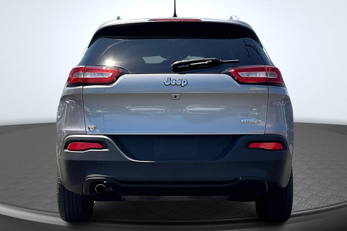 2017 Jeep Cherokee Latitude photo 4