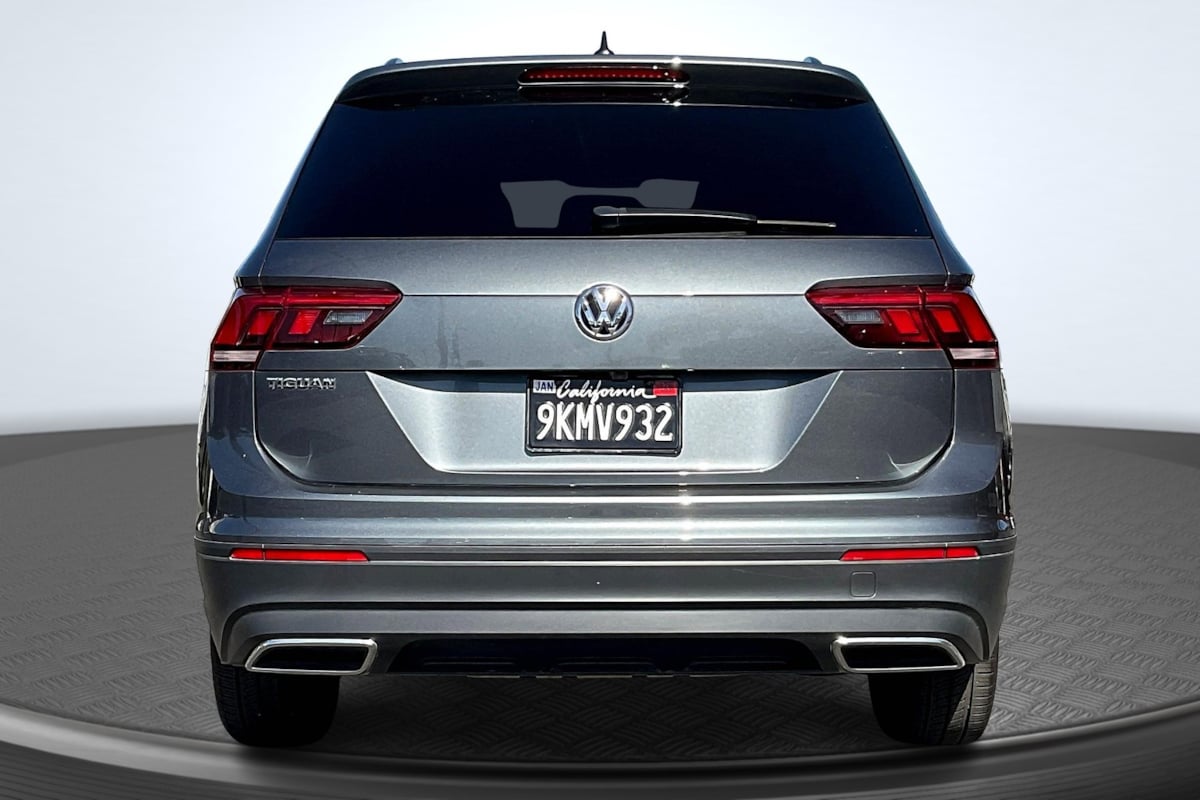 2020 Volkswagen Tiguan S photo 3