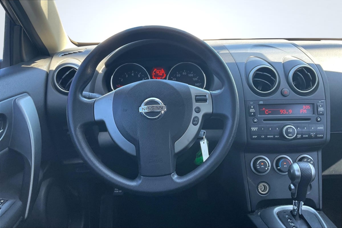 2009 Nissan Rogue S photo 4