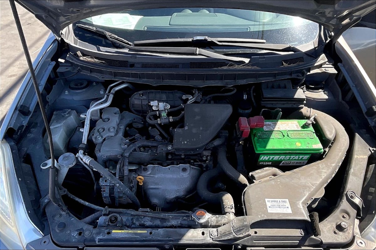 2009 Nissan Rogue S photo 9
