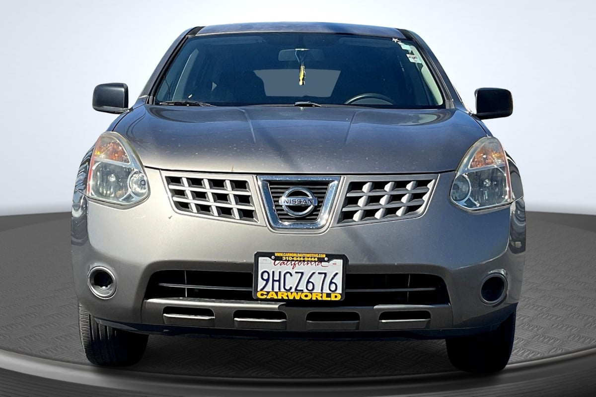 2009 Nissan Rogue S photo 2