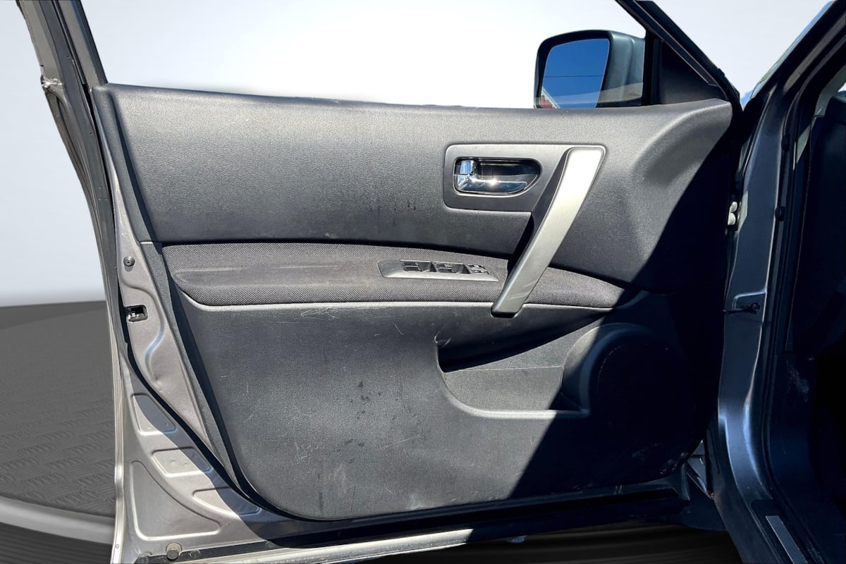 2009 Nissan Rogue S photo 20