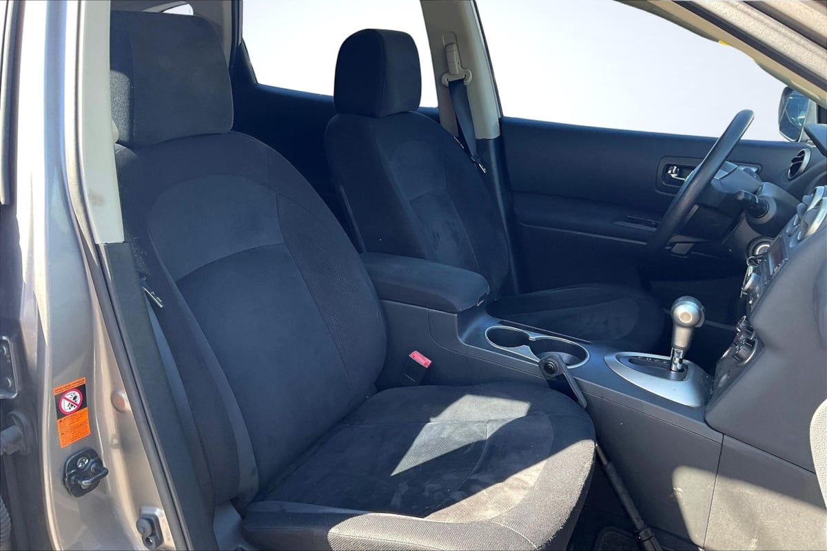2009 Nissan Rogue S photo 6
