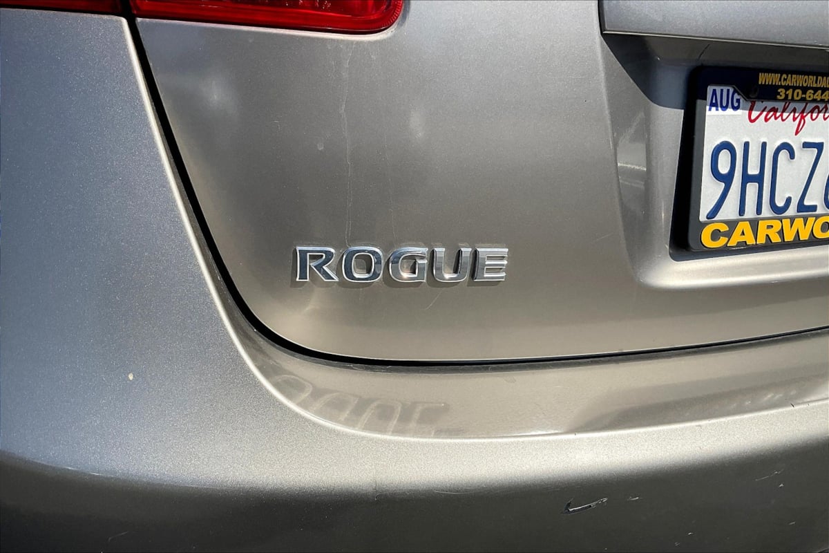 2009 Nissan Rogue S photo 7