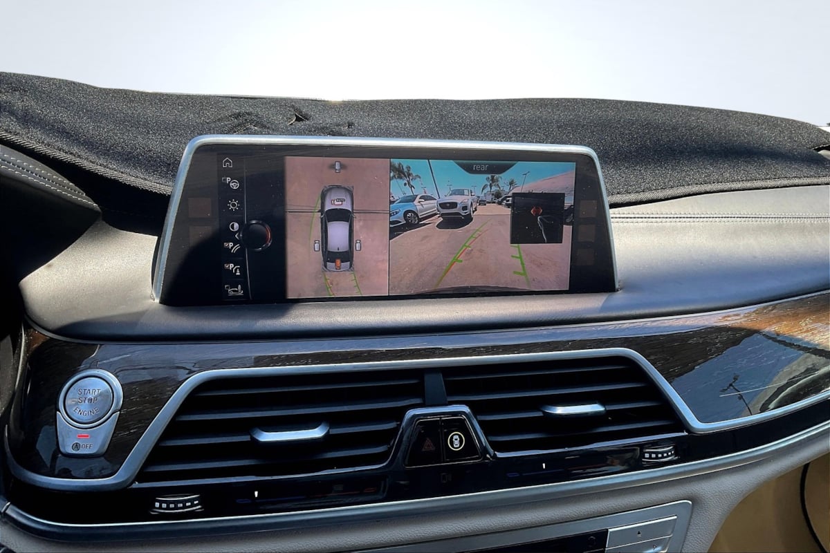 2016 Bmw 740i 7-series photo 21