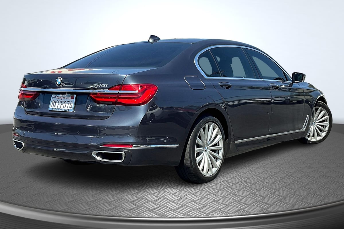2016 Bmw 740i 7-series photo 13