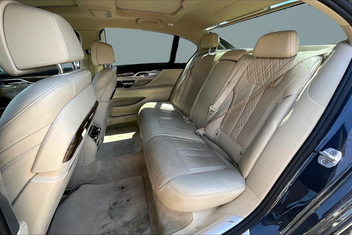 2016 Bmw 740i 7-series photo 26