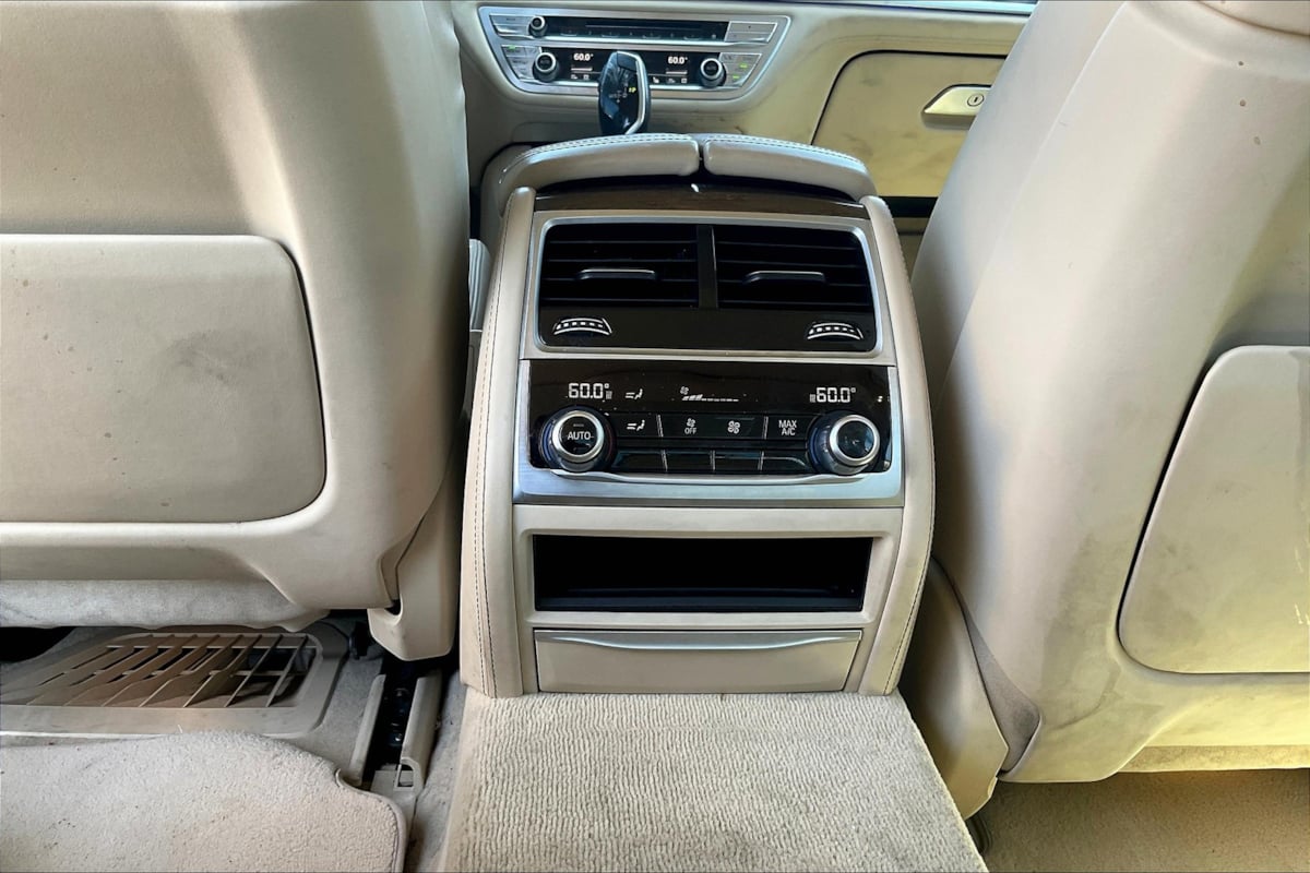 2016 Bmw 740i 7-series photo 32