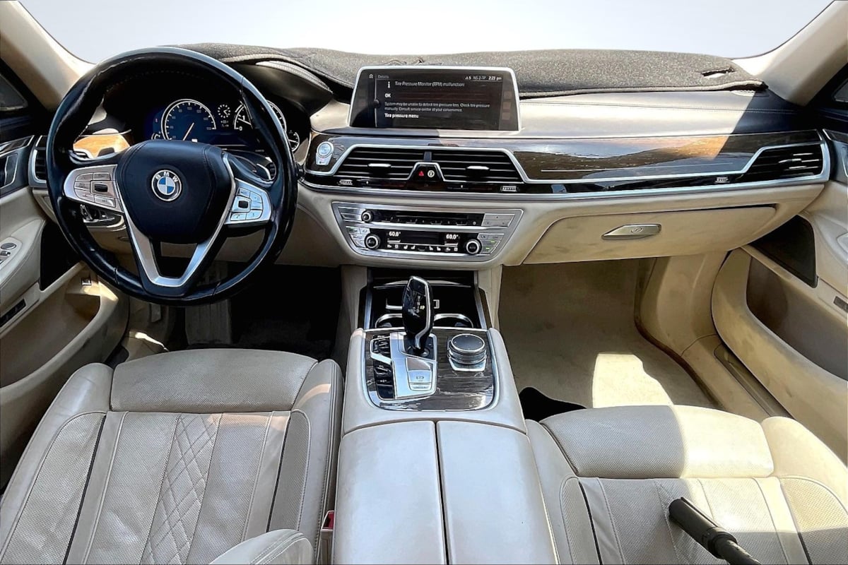 2016 Bmw 740i 7-series photo 16