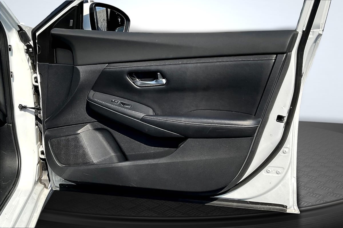 2021 Nissan Sentra SV photo 24