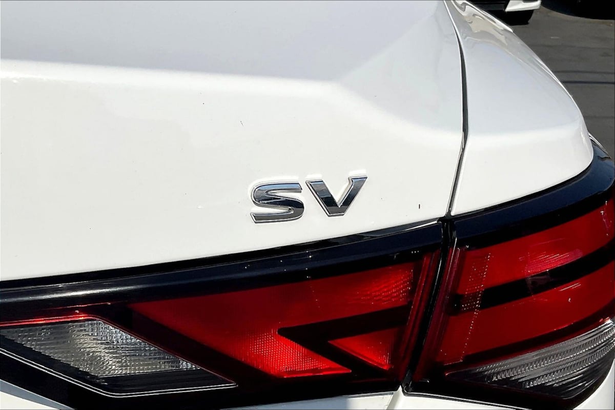 2021 Nissan Sentra SV photo 8