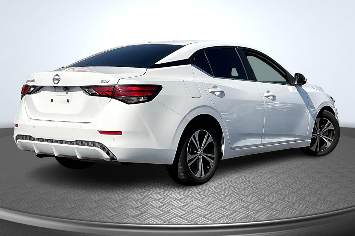 2021 Nissan Sentra SV photo 13