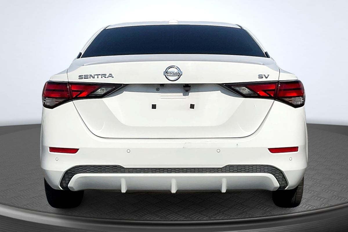 2021 Nissan Sentra SV photo 4
