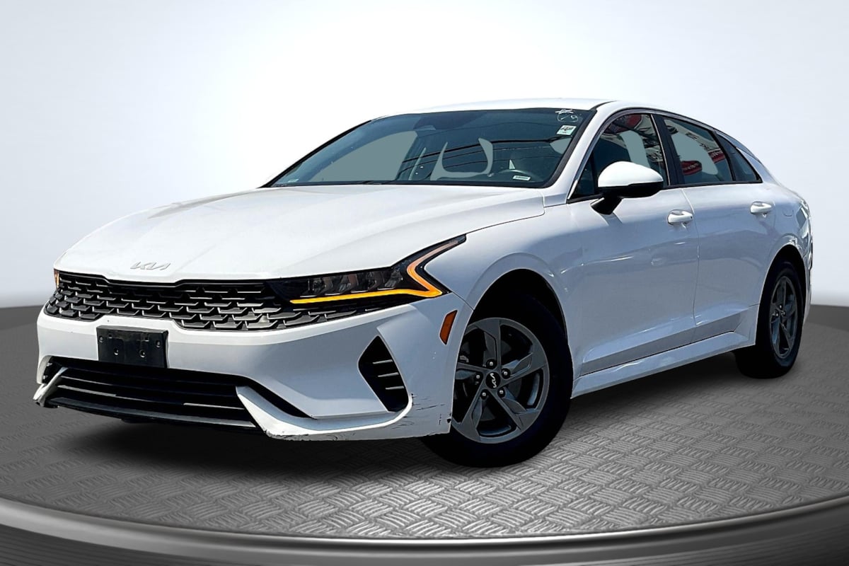 2022 Kia K5 LXS photo 11