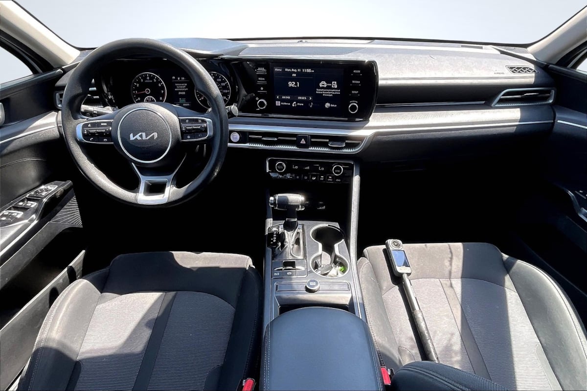 2022 Kia K5 LXS photo 15