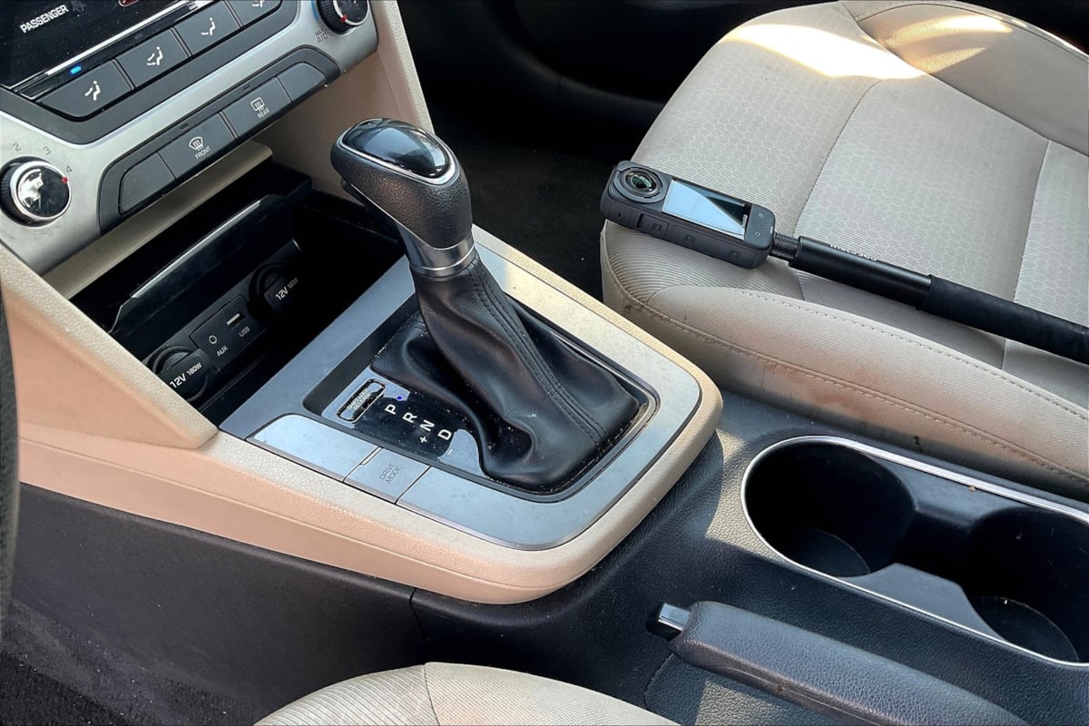 2017 Hyundai Elantra SE photo 13