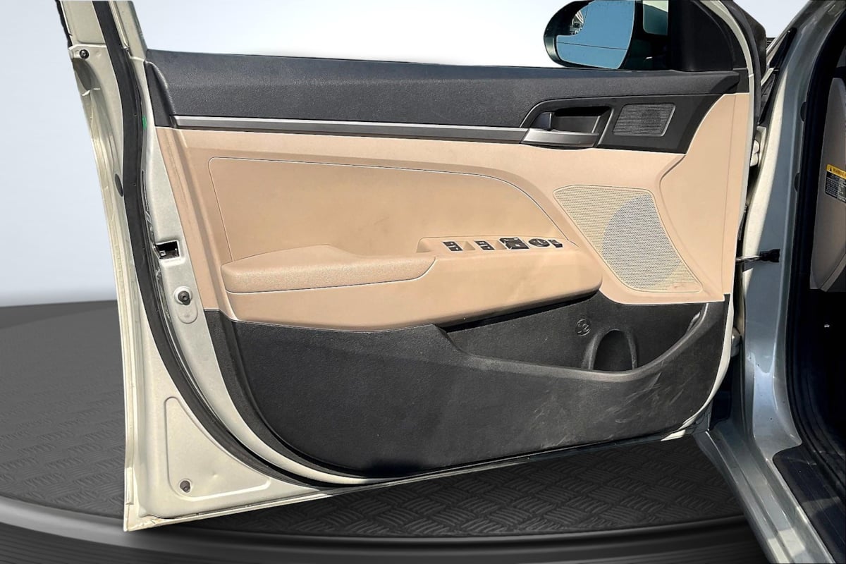 2017 Hyundai Elantra SE photo 20