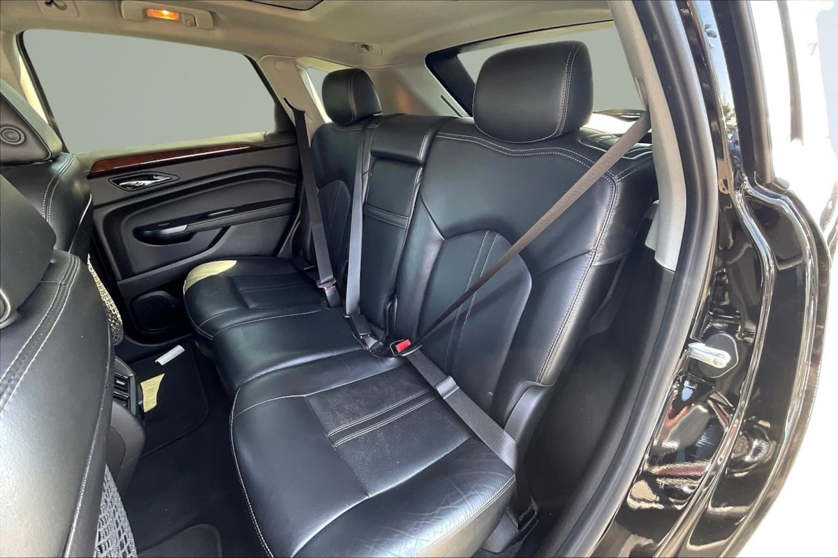 2016 Cadillac SRX Luxury photo 25