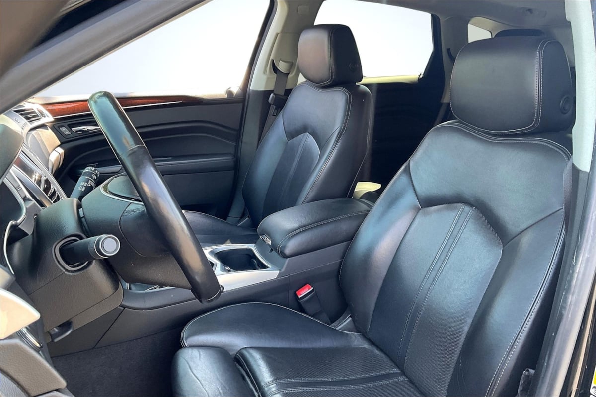 2016 Cadillac SRX Luxury photo 24