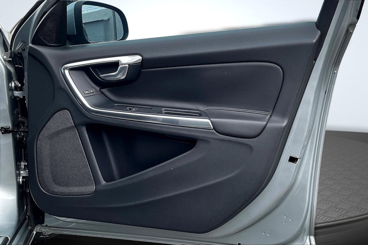 2013 Volvo S60 T5 photo 23