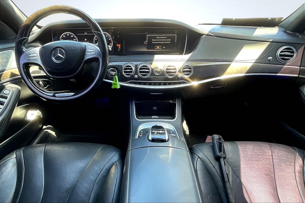 2015 Mercedes Benz S 550 photo 16