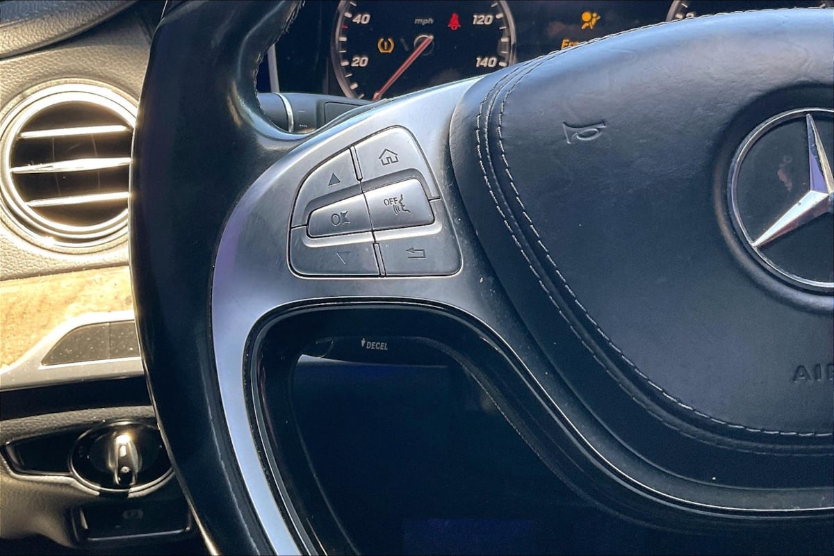 2015 Mercedes Benz S 550 photo 18