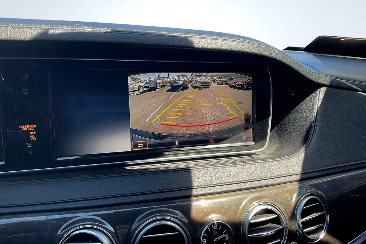 2015 Mercedes Benz S 550 photo 21