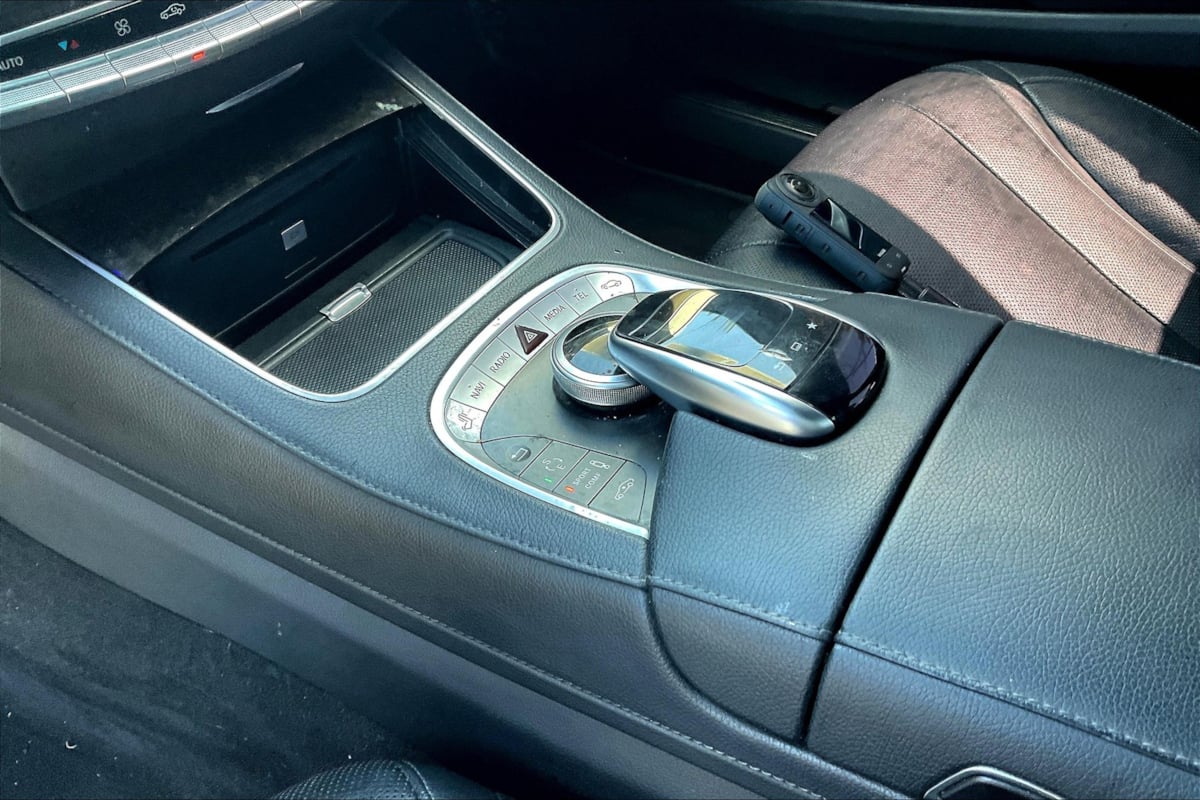 2015 Mercedes Benz S 550 photo 15
