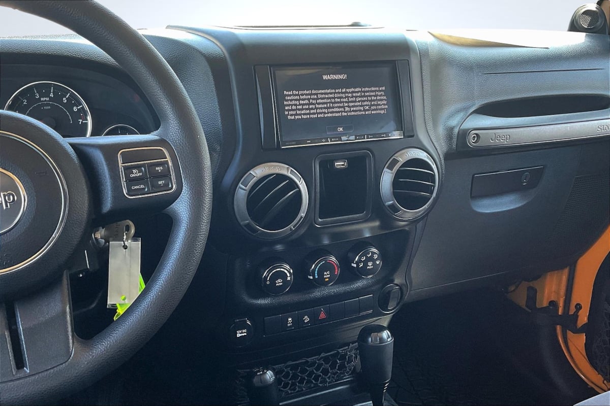 2013 Jeep Wrangler Sport photo 6