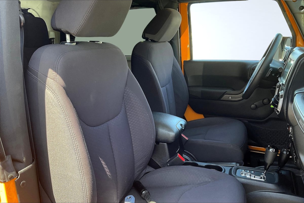 2013 Jeep Wrangler Sport photo 7