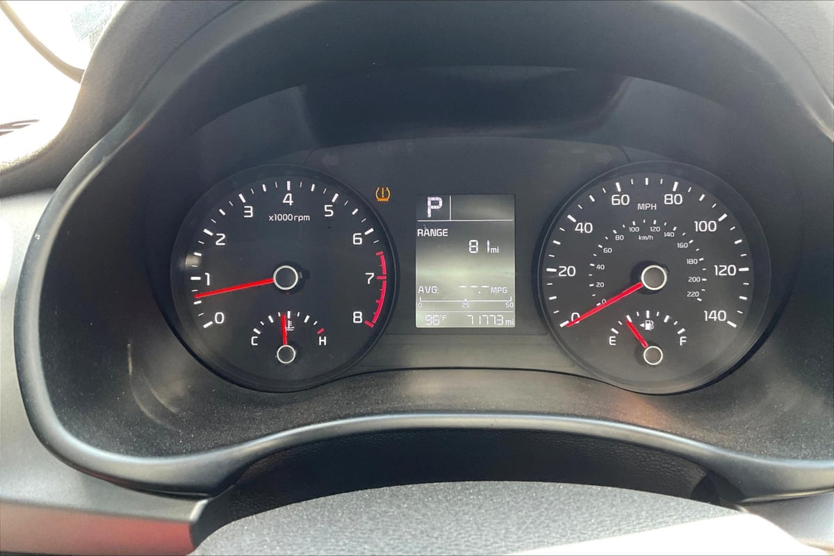 2022 Kia Rio LX photo 17