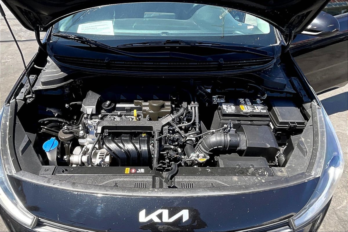 2022 Kia Rio LX photo 8