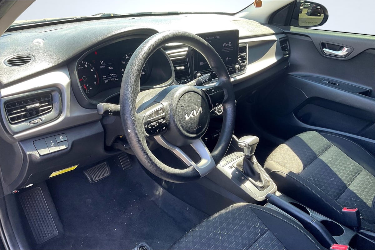 2022 Kia Rio LX photo 11