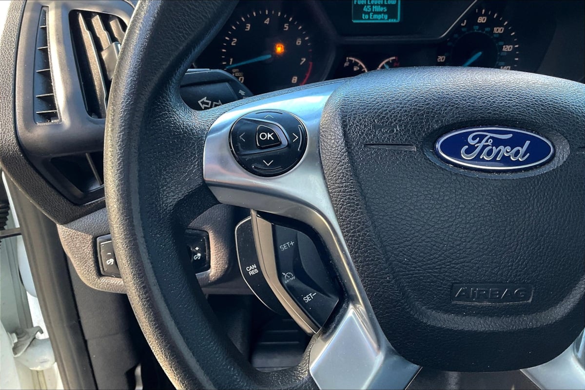2017 Ford Transit Van XL photo 16