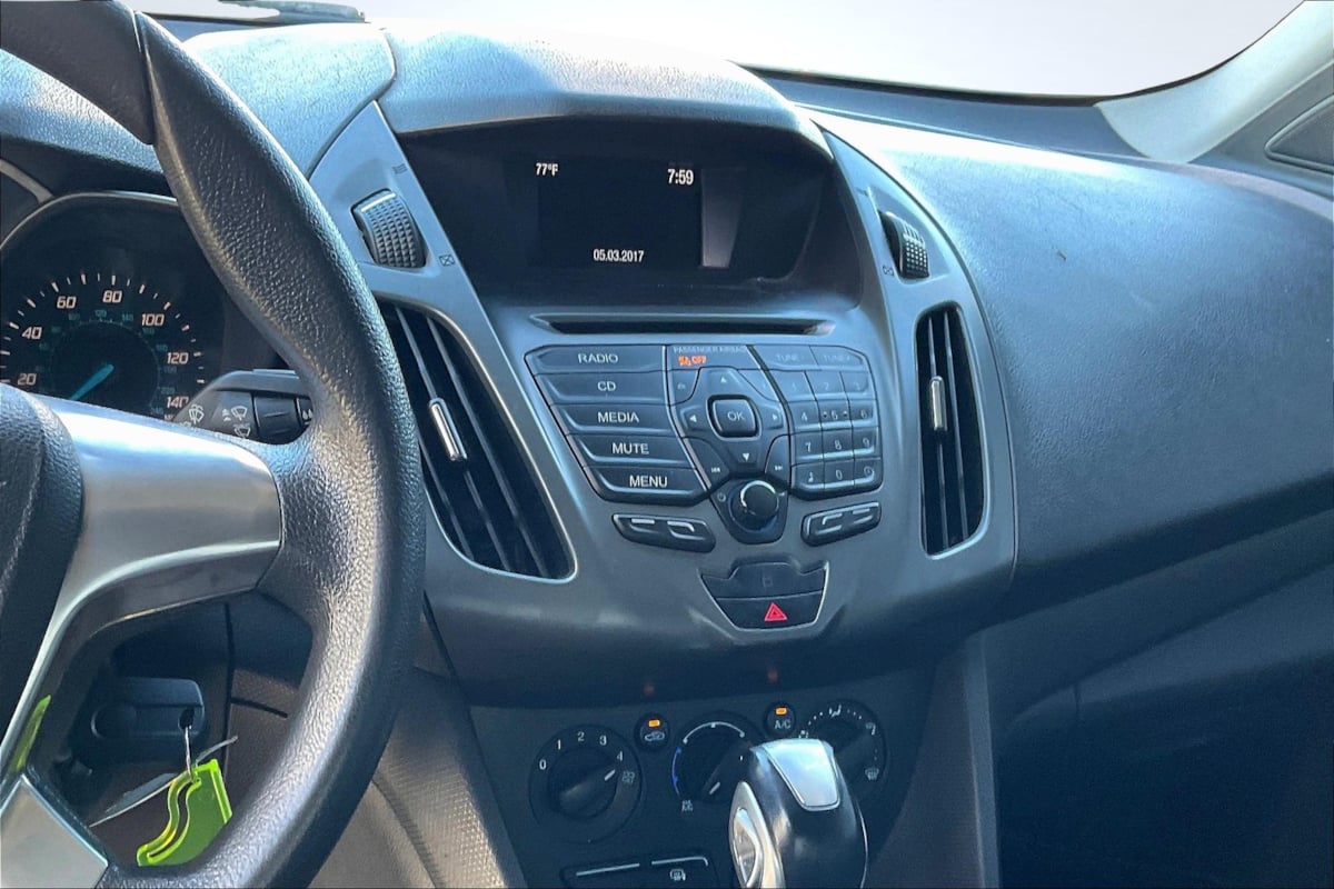 2017 Ford Transit Van XL photo 6