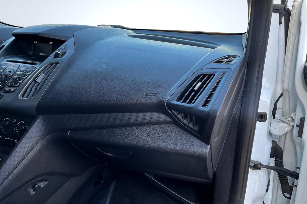 2017 Ford Transit Van XL photo 15