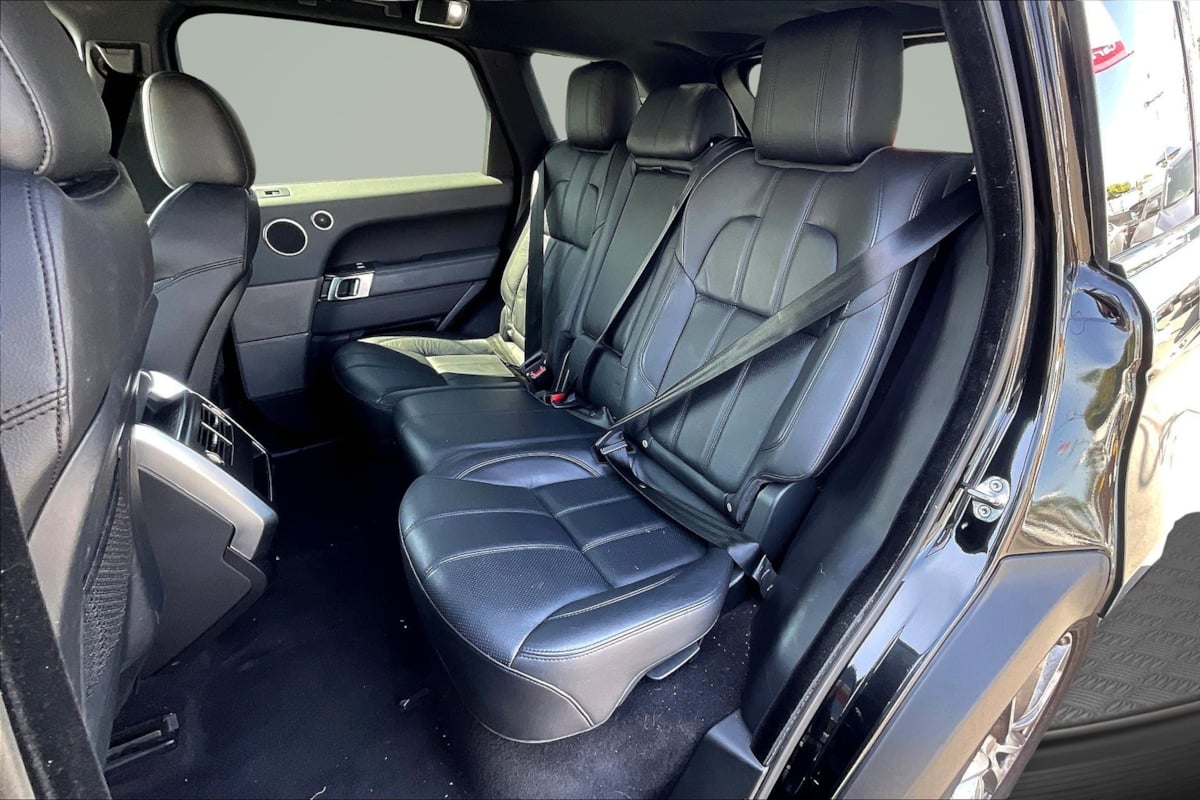 2014 Land Rover Range Rover Sport SE photo 25