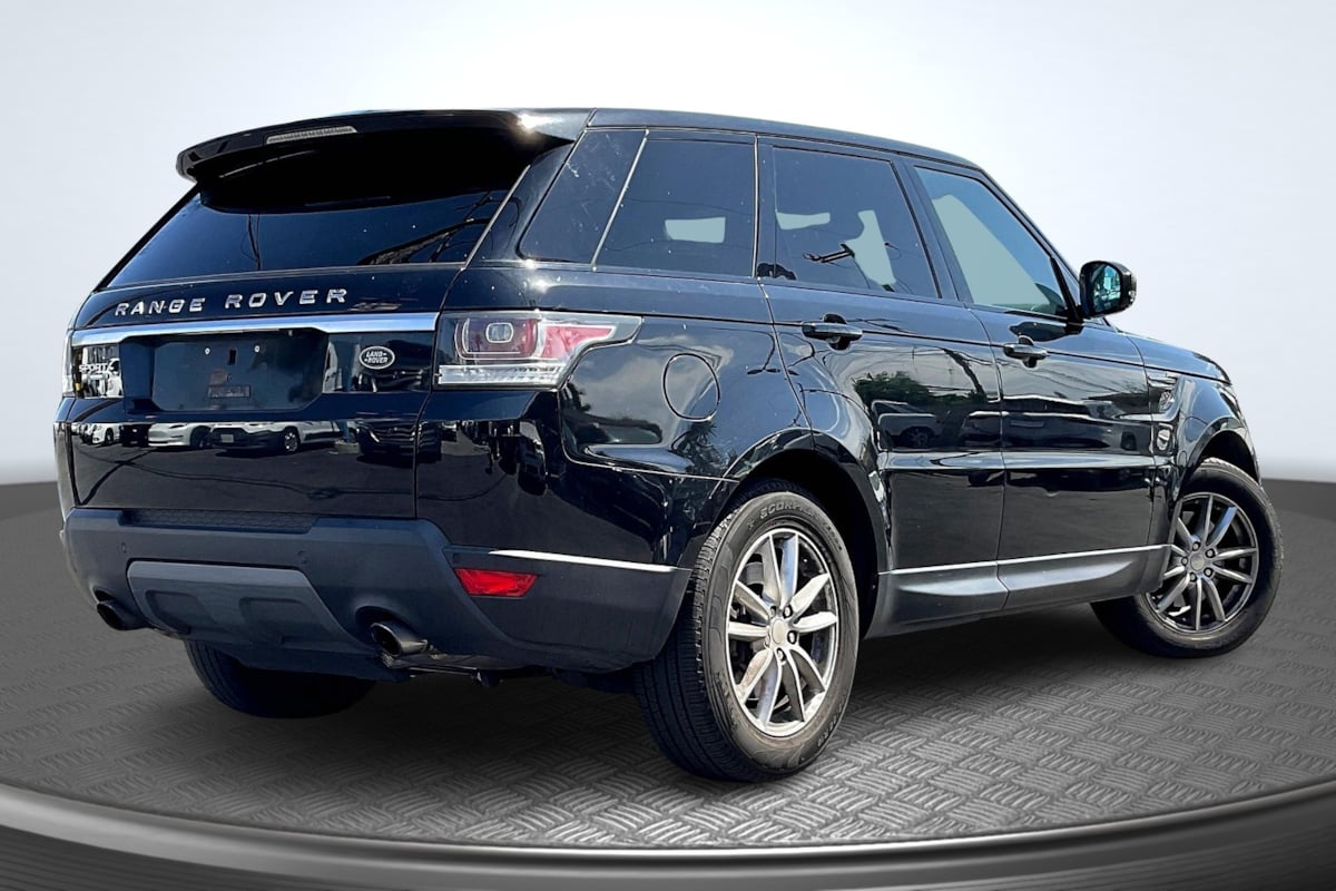 2014 Land Rover Range Rover Sport SE photo 12