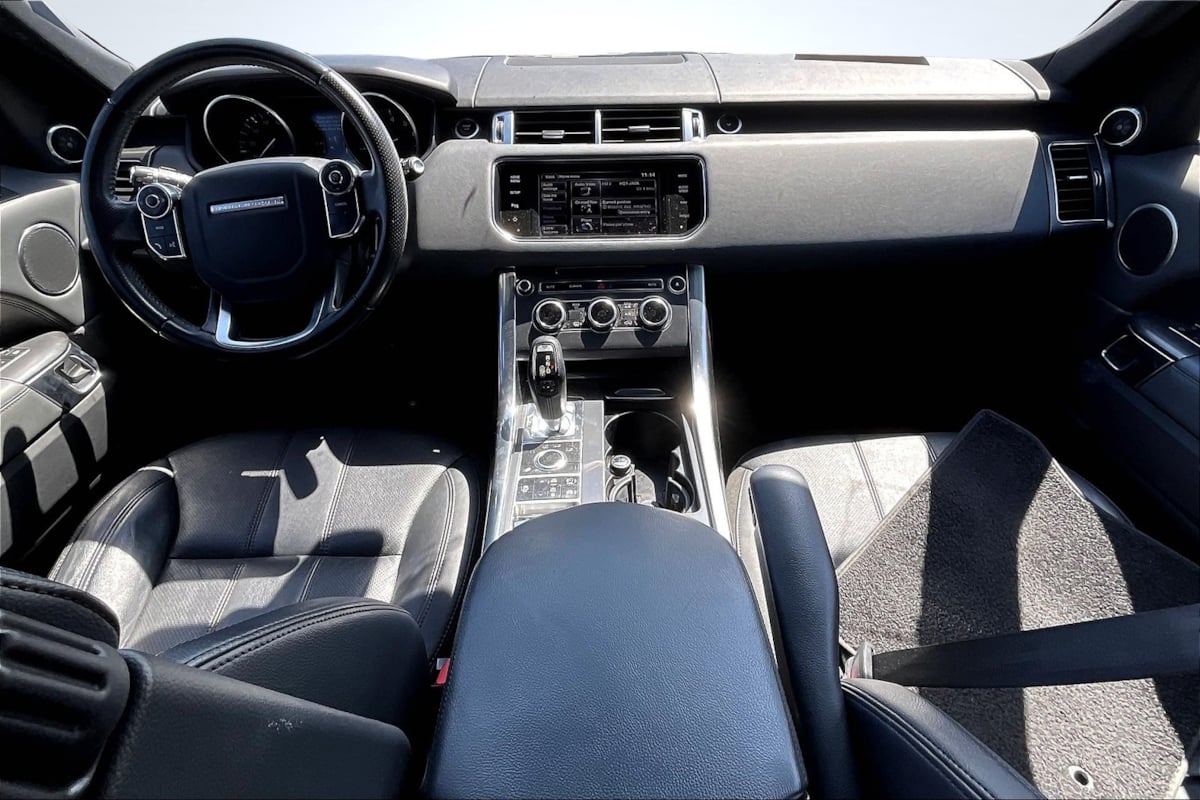 2014 Land Rover Range Rover Sport SE photo 15