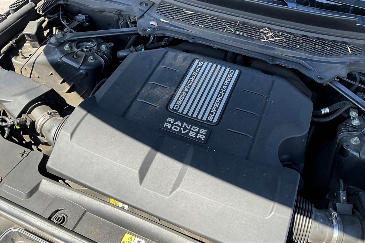 2014 Land Rover Range Rover Sport SE photo 31