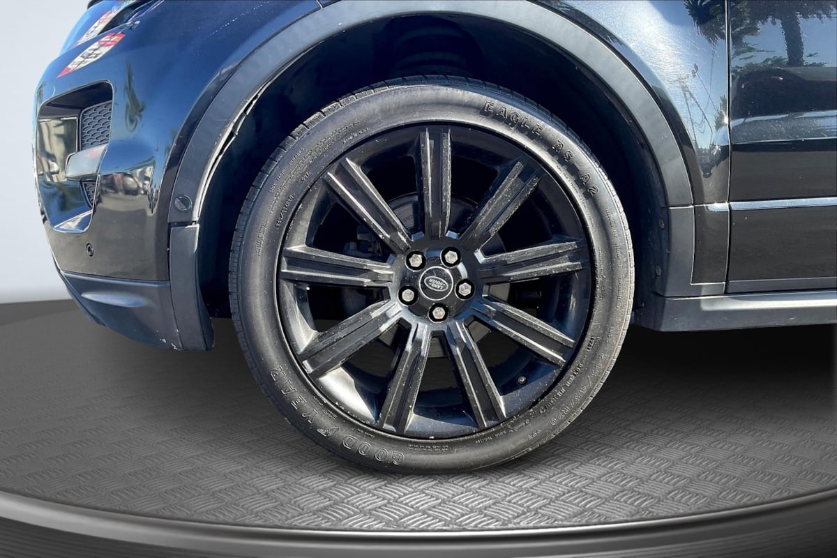 2014 Land Rover Range Rover Evoque Dynamic Premium photo 6